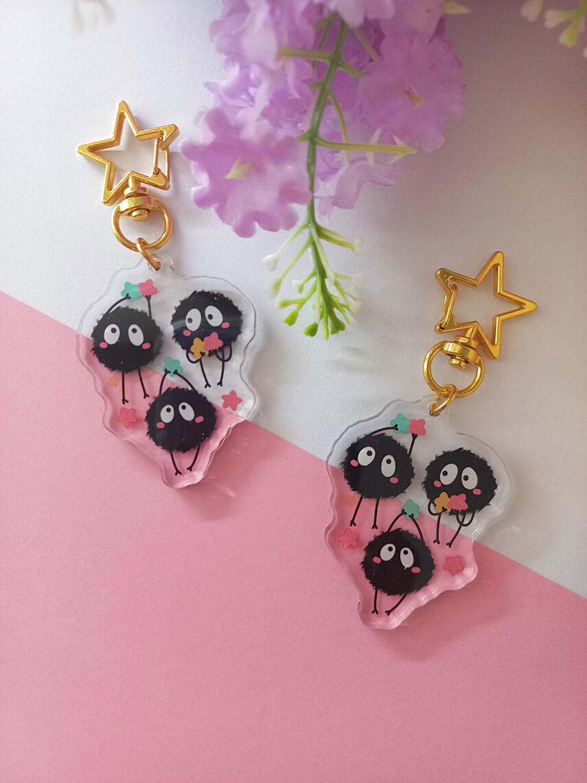 susuwatari acrylic keychain